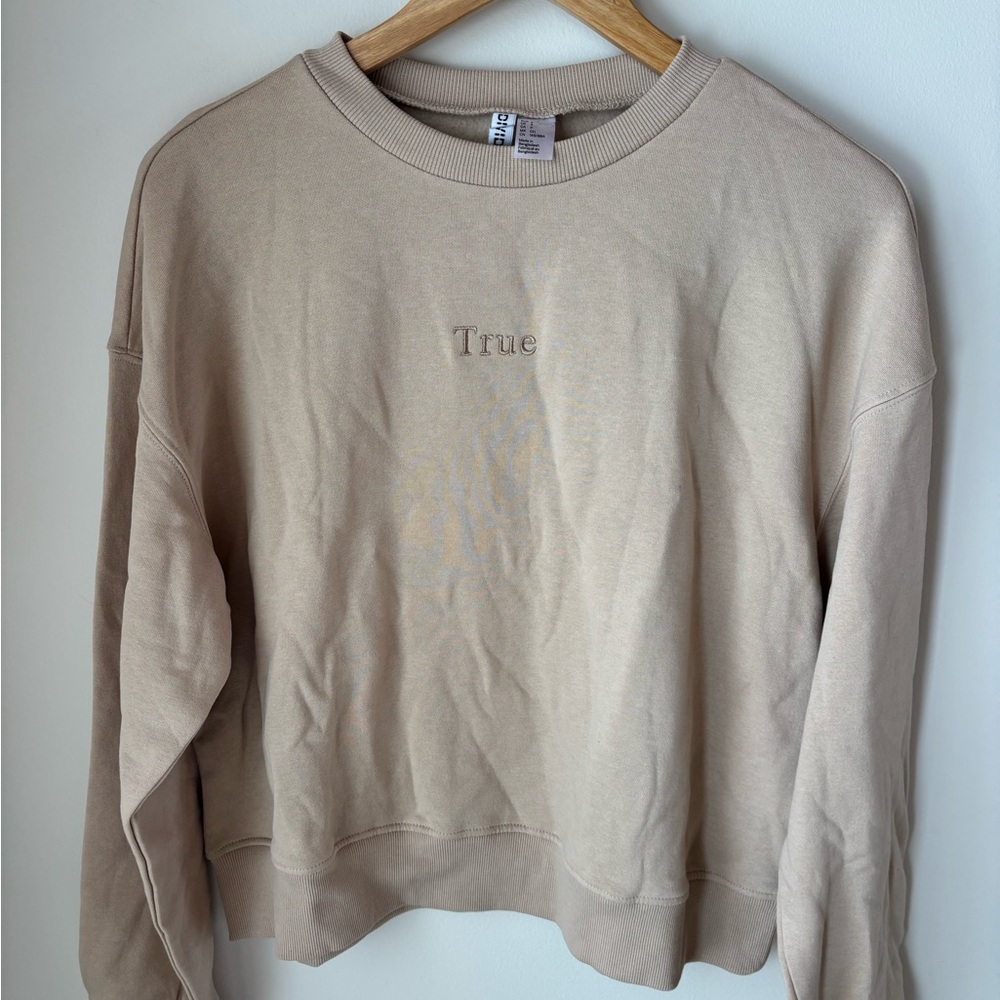 Beige Women's Embroidered Crewneck! True.
